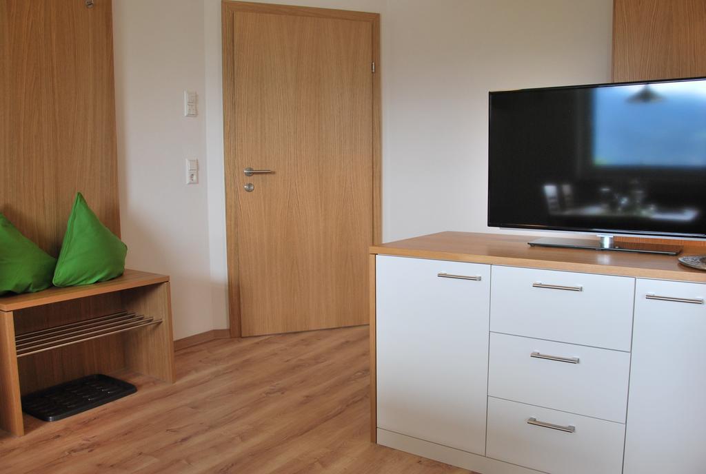 Haus Pflaum Apartman Dellach im Drautal Kültér fotó