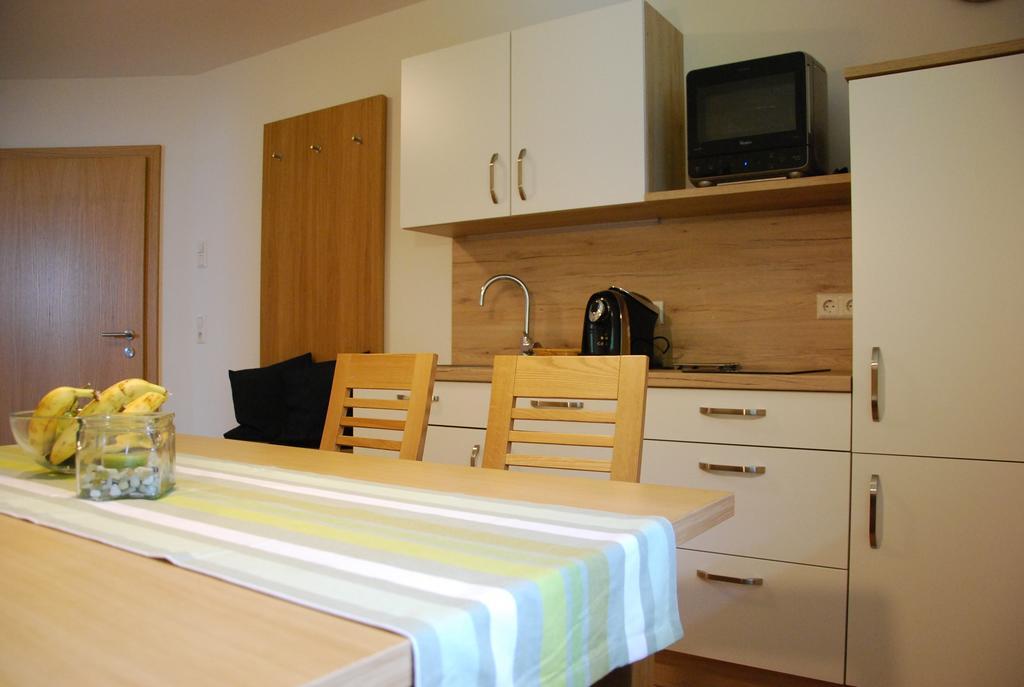 Haus Pflaum Apartman Dellach im Drautal Kültér fotó