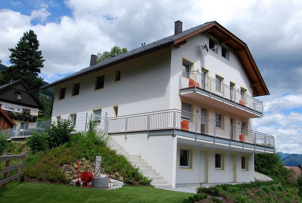 Haus Pflaum Apartman Dellach im Drautal Kültér fotó